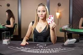 Giao diện trang chủ nohu90 với nhiều lựa chọn cược thể thao và casino trực tuyến đa dạng tại Việt Nam